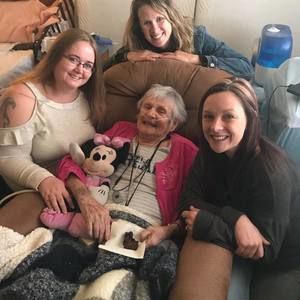 Meet your Posher, Dianna